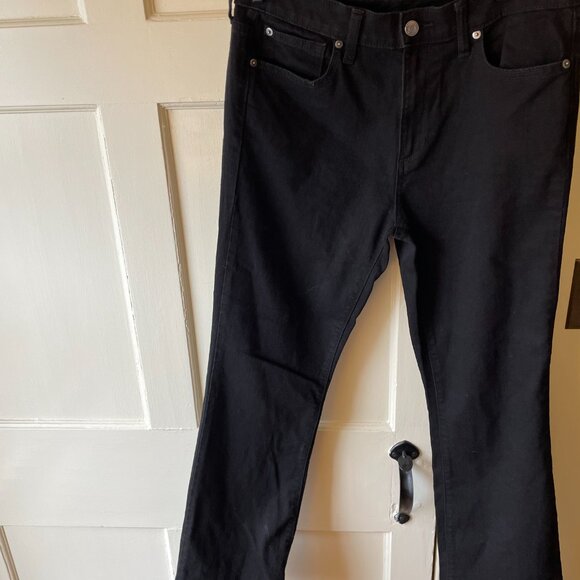 NWOT GAP Boot Cut Black Jeans - Picture 3 of 8